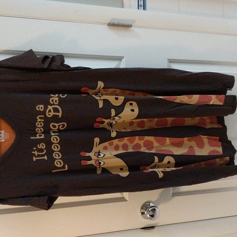 Giraffe nightgown